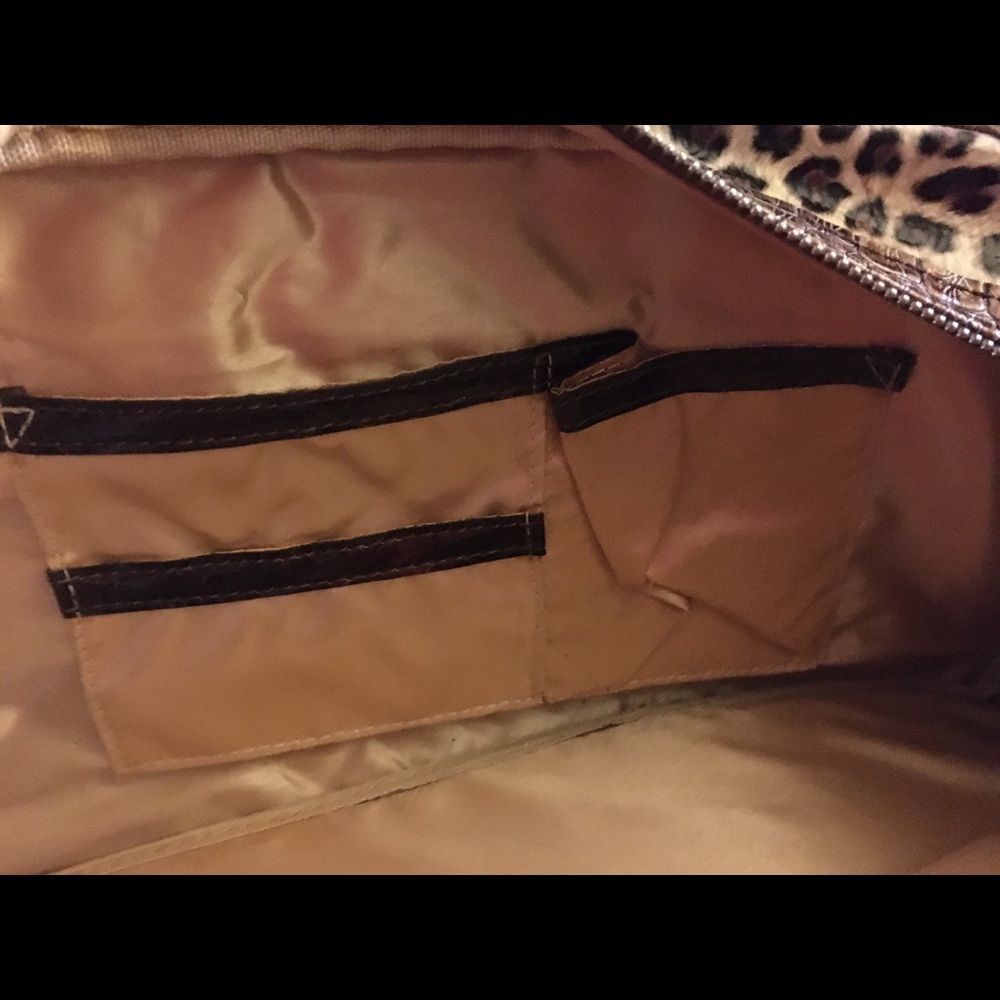 Purse - Picture 4 of 5